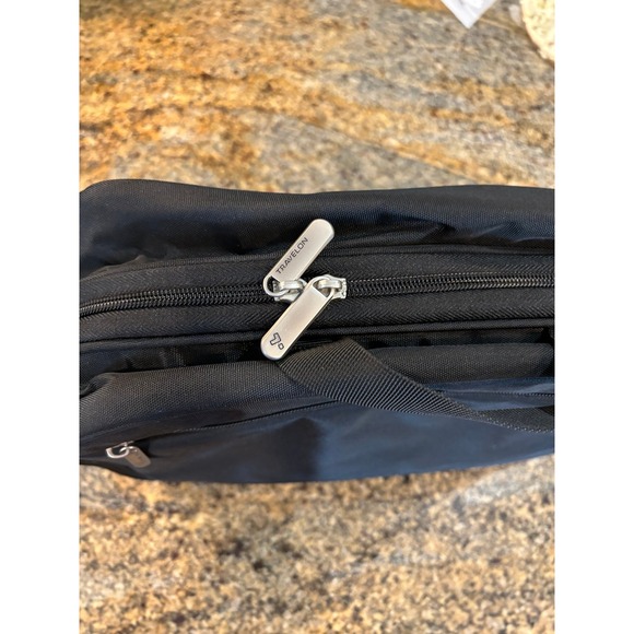 Travelon Complete Toiletry Bag‎ - RARE - Picture 10 of 11